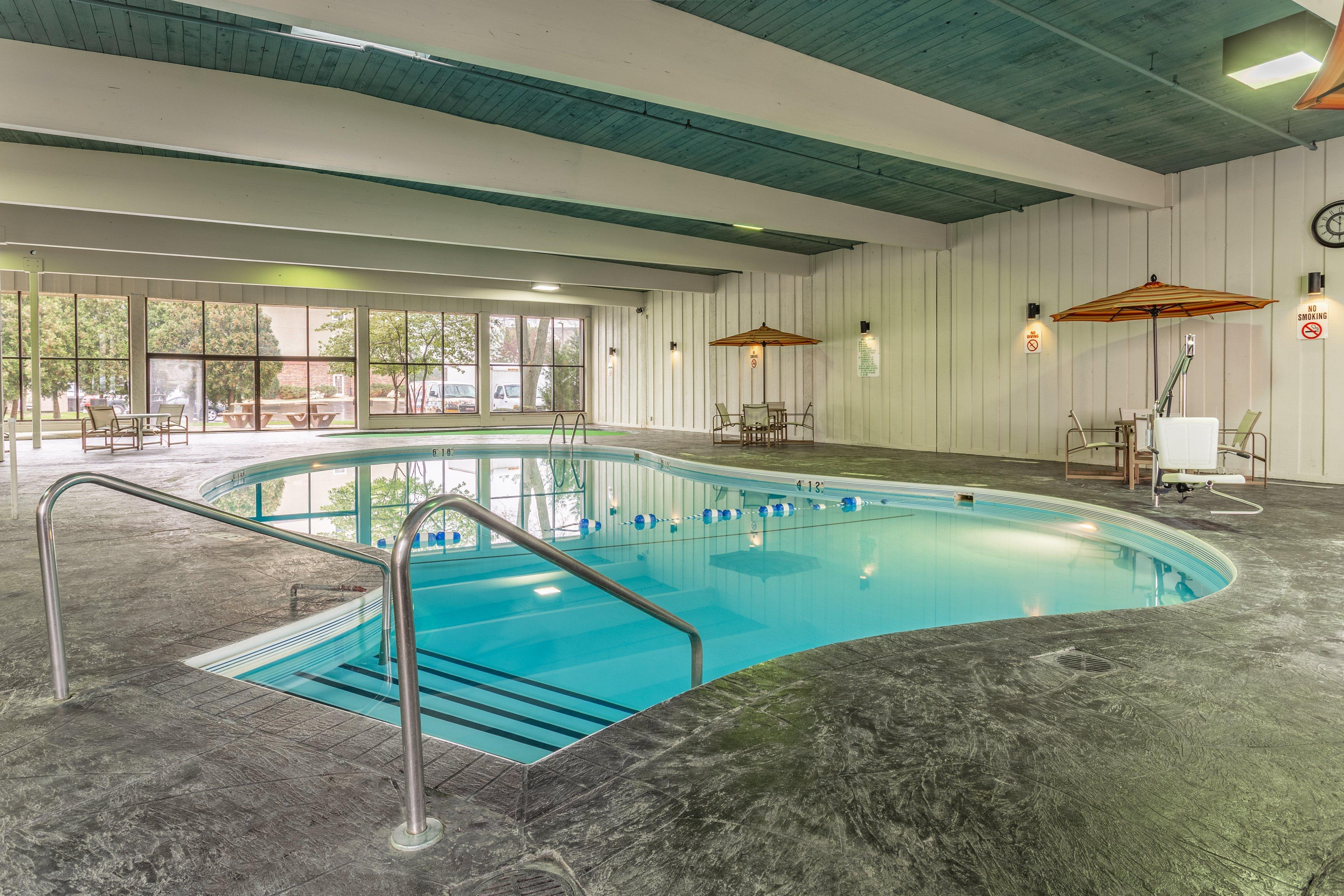 Holiday Inn Rockford By Ihg Екстериор снимка