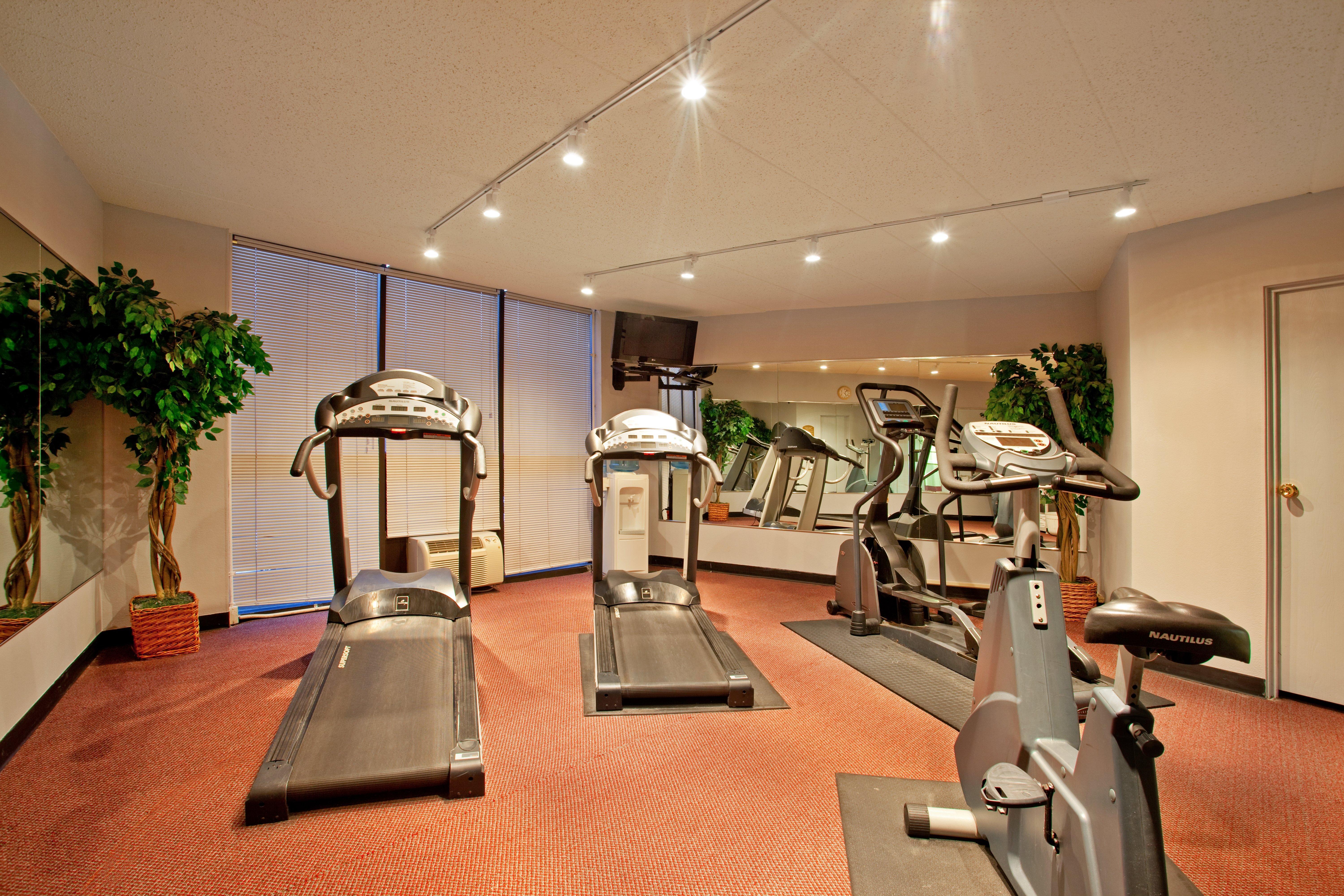 Holiday Inn Rockford By Ihg Екстериор снимка
