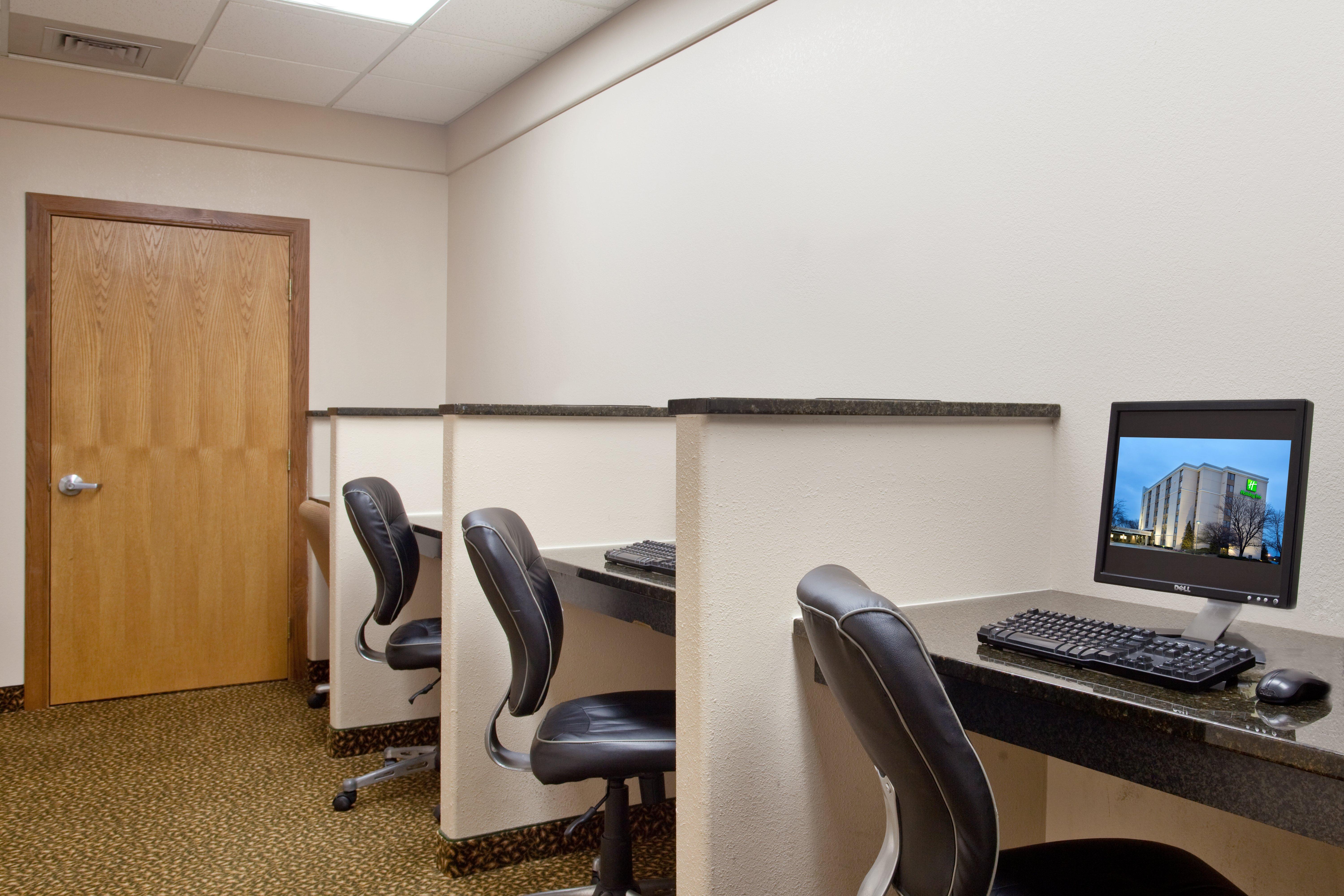 Holiday Inn Rockford By Ihg Екстериор снимка