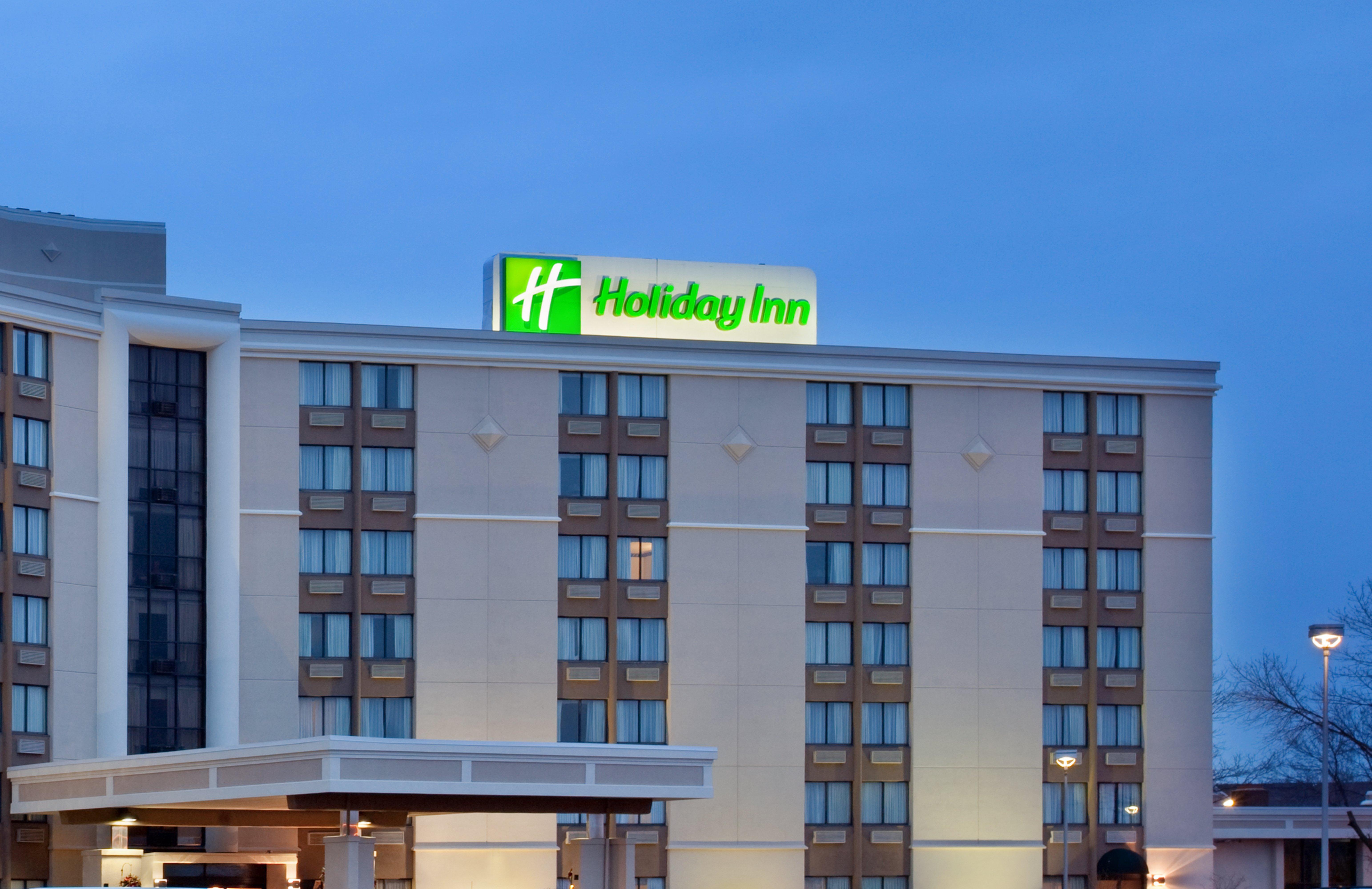 Holiday Inn Rockford By Ihg Екстериор снимка