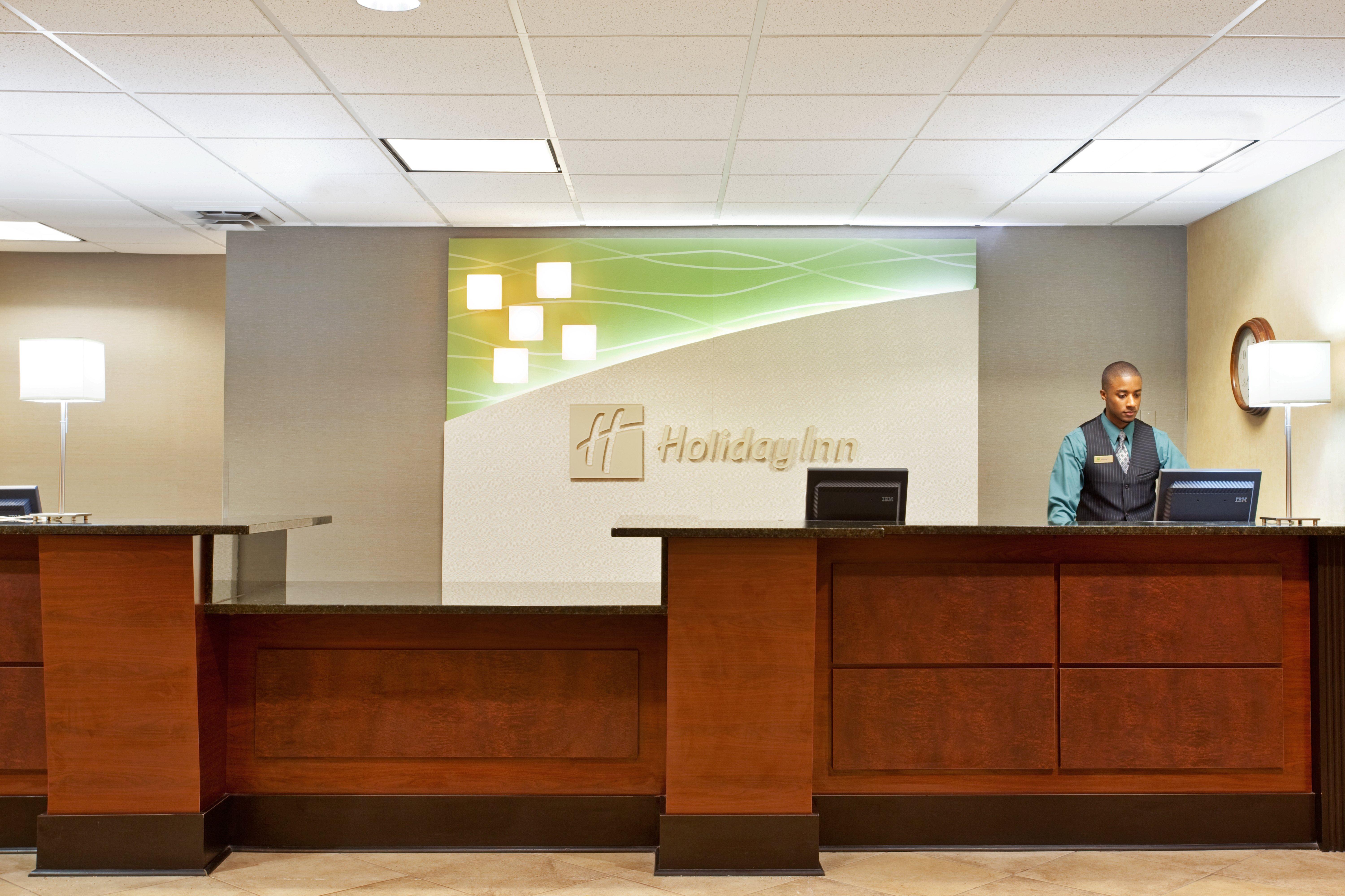 Holiday Inn Rockford By Ihg Екстериор снимка