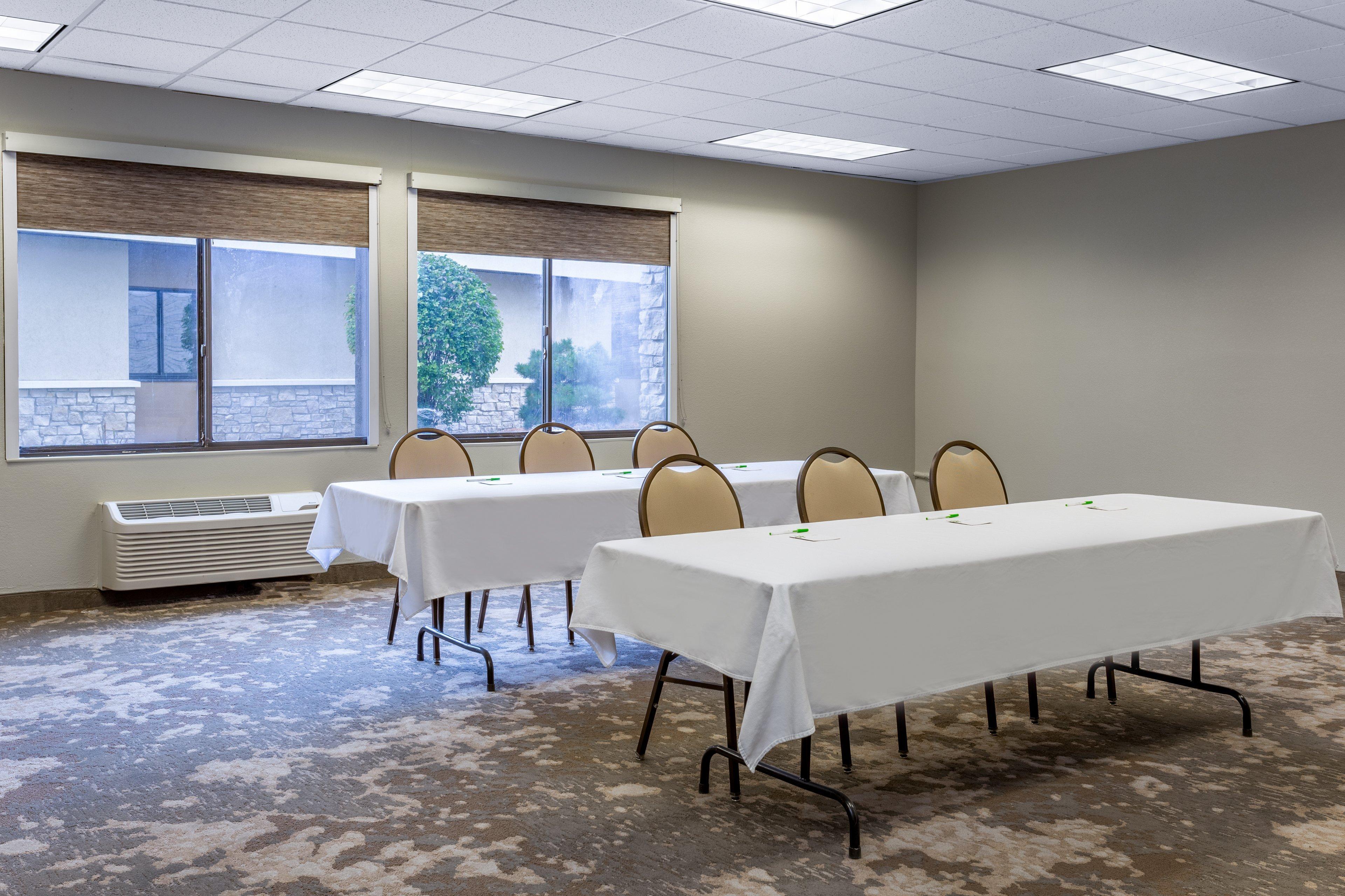 Holiday Inn Rockford By Ihg Екстериор снимка