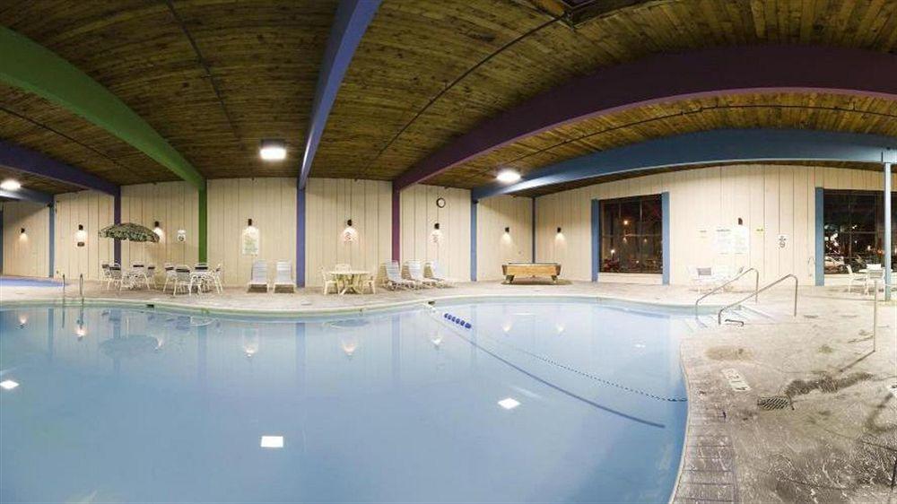 Holiday Inn Rockford By Ihg Екстериор снимка
