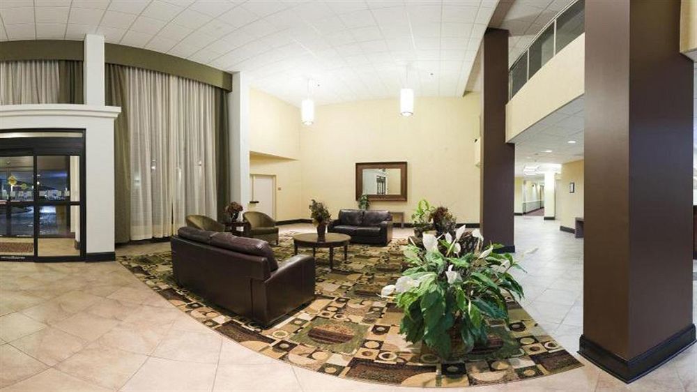 Holiday Inn Rockford By Ihg Екстериор снимка